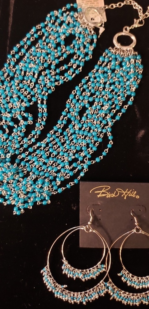Turquoise necklace and earrings